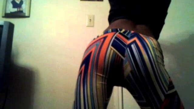 YUNG ZAN MAKE DAT ASS CLAP